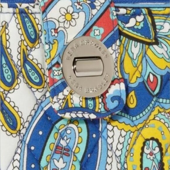 Vera Bradley Turn-lock Wallet/Clutch (Marina Paisley)(#10913-141) EUC - Picture 2 of 7